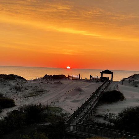 Villa Oceanfront Grandeur 4X4 Outerbanks -Hemingway Corolla Exterior foto