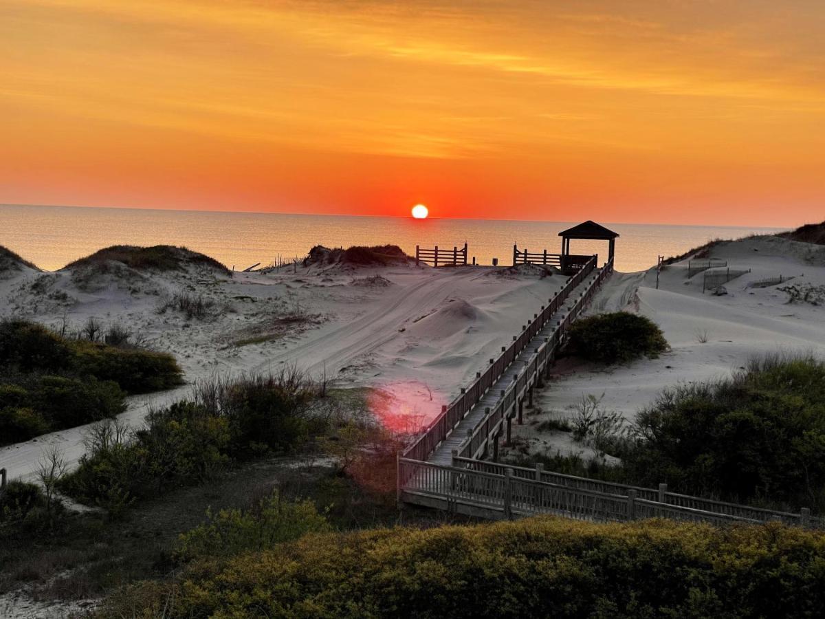 Villa Oceanfront Grandeur 4X4 Outerbanks -Hemingway Corolla Exterior foto